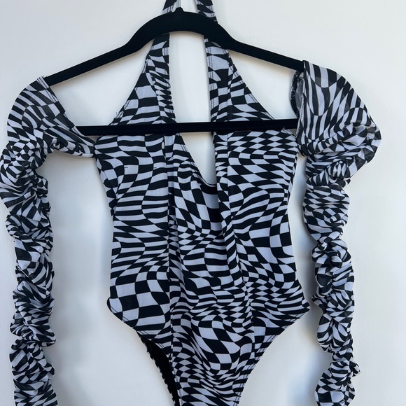 Never worn Postergrl bodysuit - Picture 2 of 2